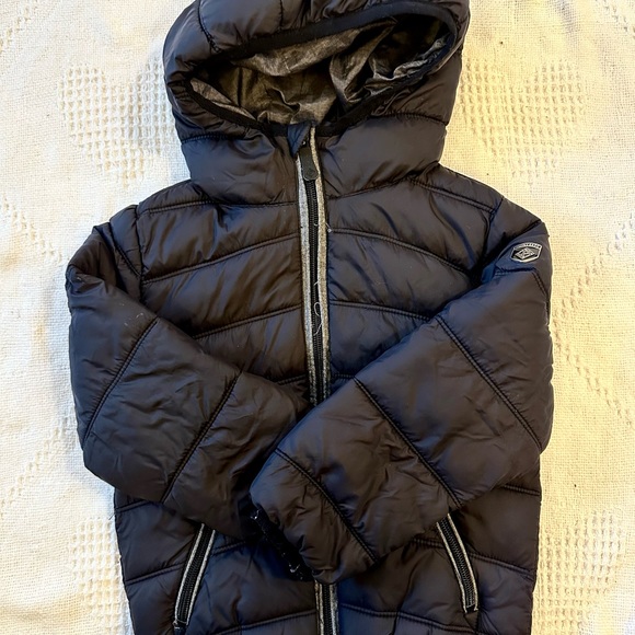 Point Zero | EUC Black winter puffer jacket, - Picture 2 of 4